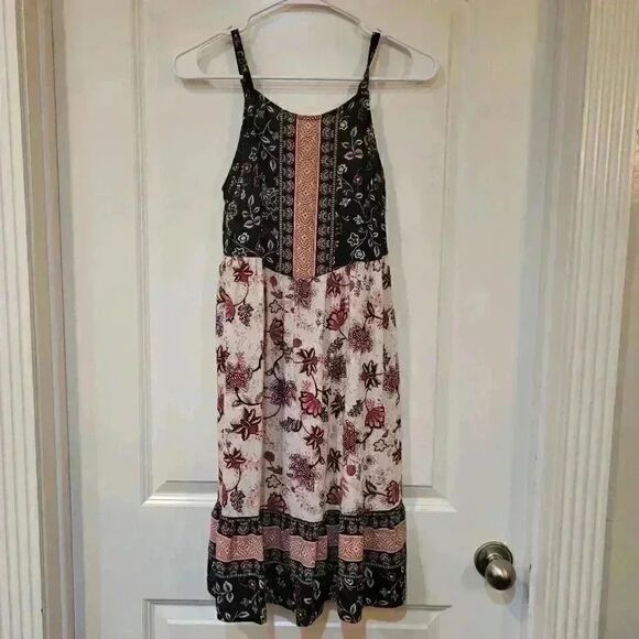 𝅺Maurice's Women's Black/White Floral Rayon Adj Strap SunDress EUC sz XS - Picture 3 of 11